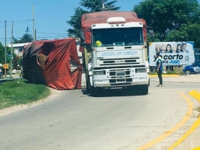 0_camion-vuelco-2.jpg
