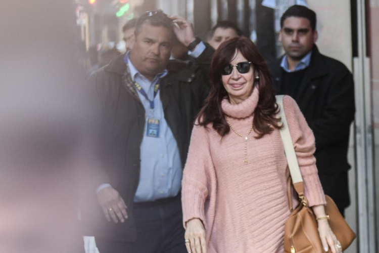 291_cristina-kirchner-pidi-ser-querellante-en-la-causa-que-investiga-el-atentado-en-su-contra.jpg