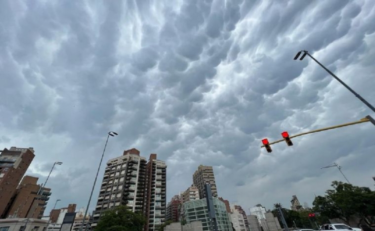 435_alerta-por-tormentas-fuertes-para-c-rdoba-y-otras-cuatro-provincias.jpg