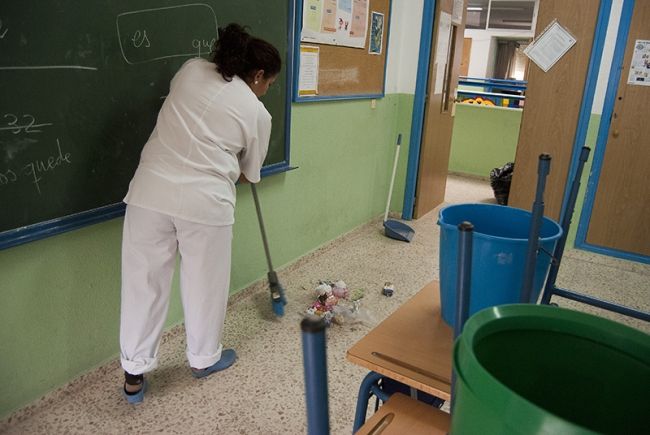0_auxiliares-escolares.jpg
