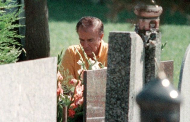 0_carlos-menem.jpg