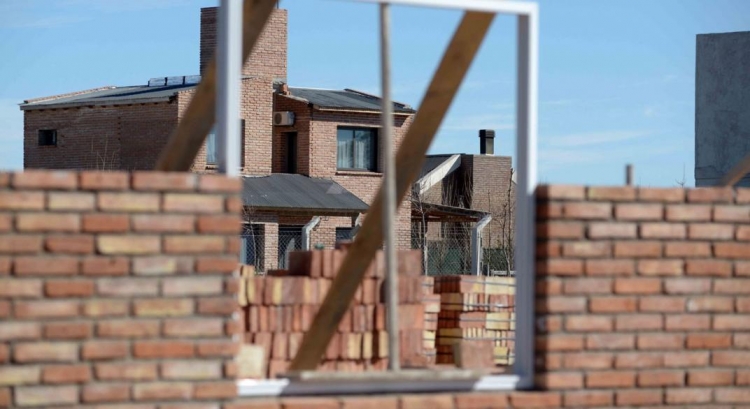 0_casa-en-construccion.jpg