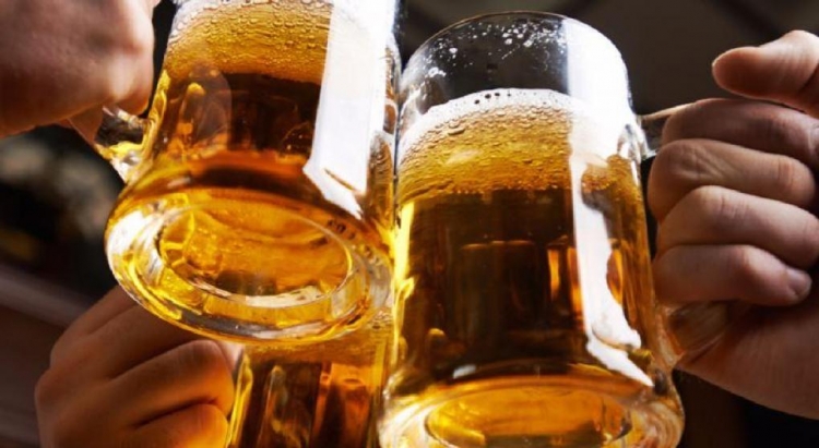 0_cervezas-brindis.jpg