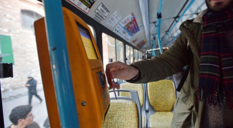 0_colectivo-cobro.jpg