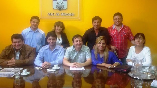 0_comision-del-festival-de-dean-funes-2015.jpg