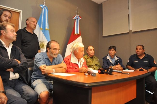 0_de-la-sota-en-conferencia.jpg