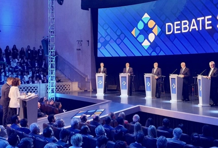 0_debate-2019-3.jpg