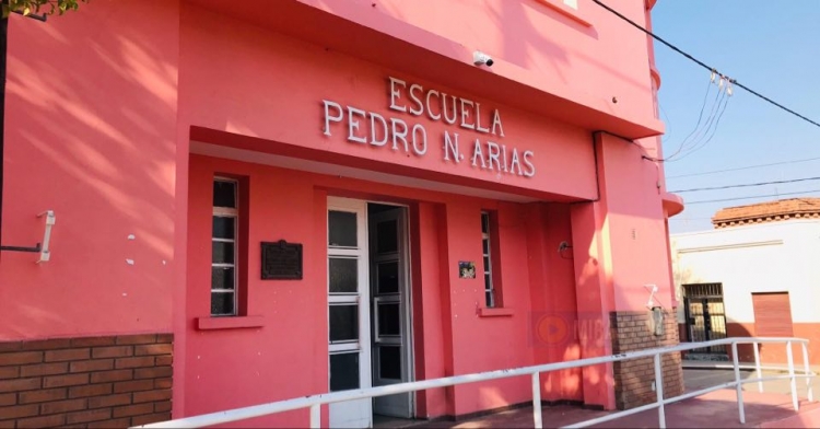 0_escuela-pedro-n-arias-frente-2020.jpg