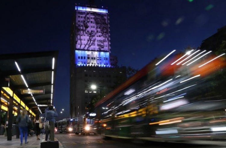 0_evita-iluminada.jpg