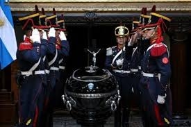 0_familiare-de-menem-8-ch.jpg