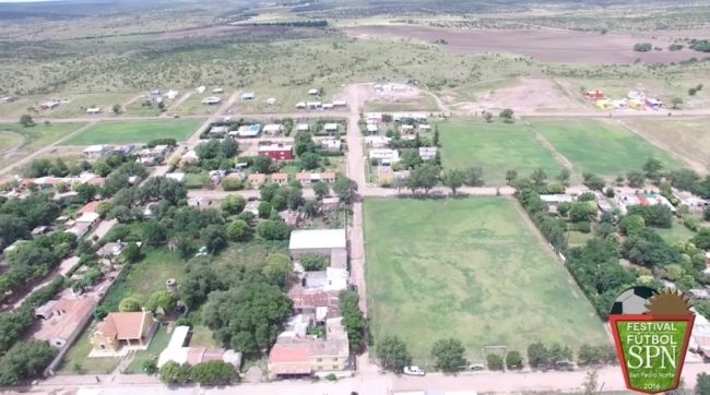 0_festival-del-futbol-cancha-terminadas-desde-el-aire.jpg