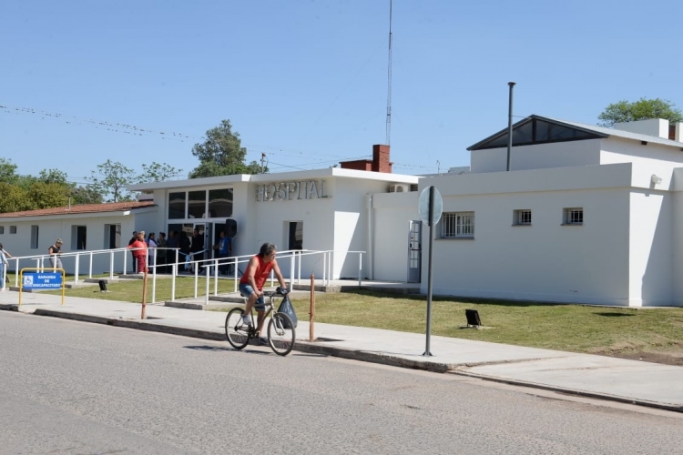 0_hospital-de-totoral-frente.jpg