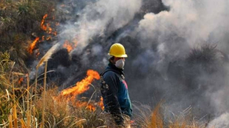 0_incendio-bombero-2.jpg
