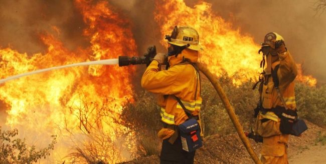 0_incendio-foresta-bombero.jpg