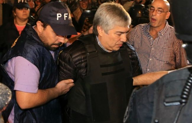 0_lazaro-baez-detenido.jpg
