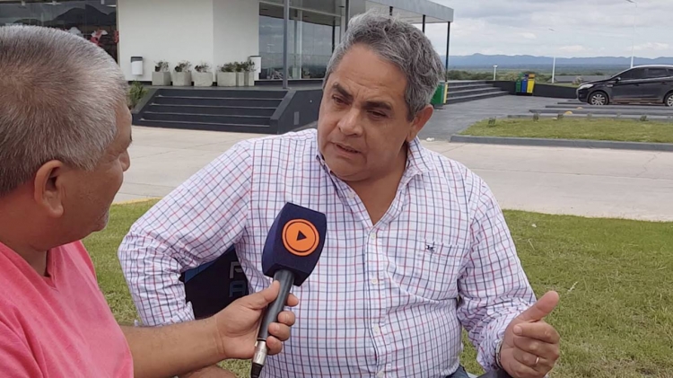 0_luis-carrizo-con-tole.jpg