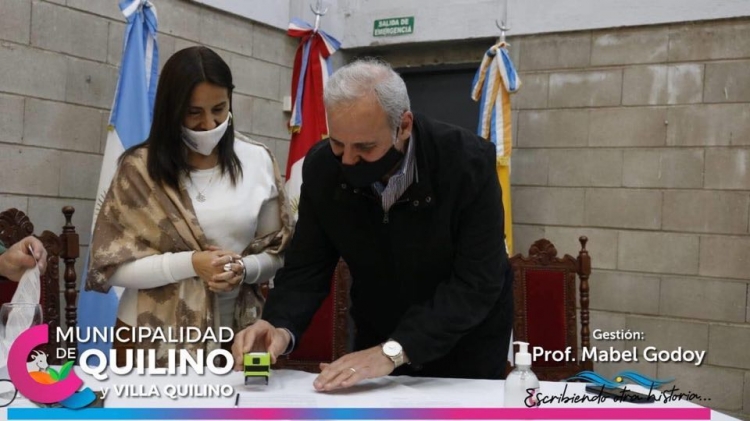 0_mabel-godoy-firma-convenio.jpg