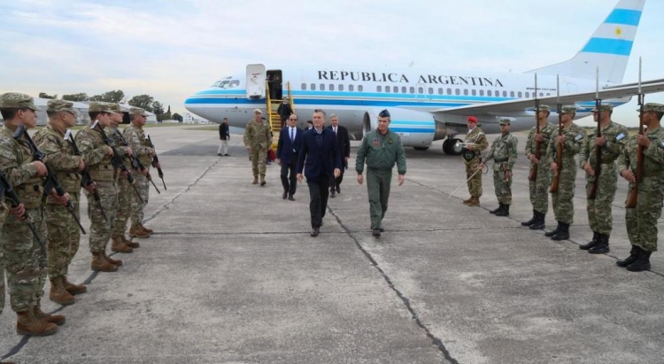 0_macri-llego-a-cordoba.jpg