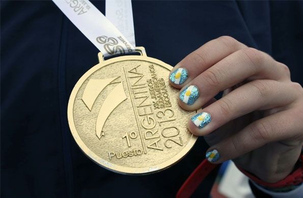 0_medalla-dorada-1.jpg