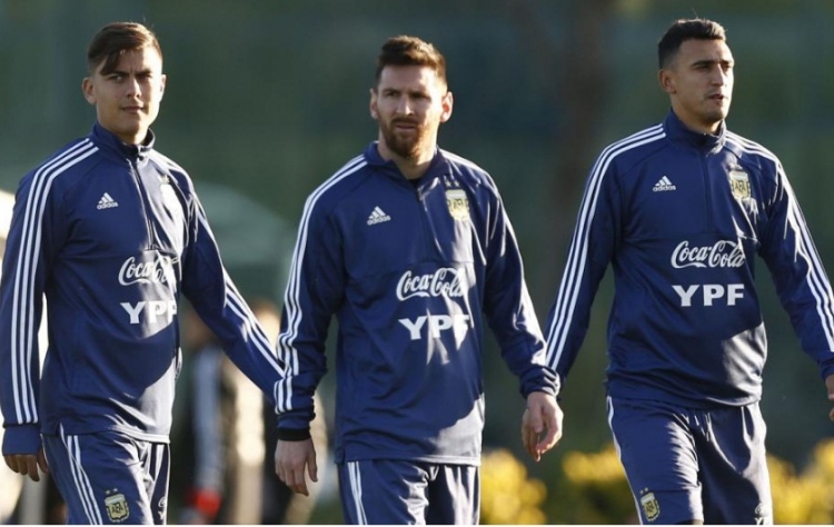 0_messi-dybala-suarez.jpg
