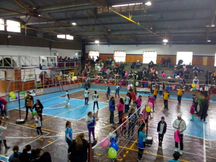 0_mini-voley-estadio-cub.jpg