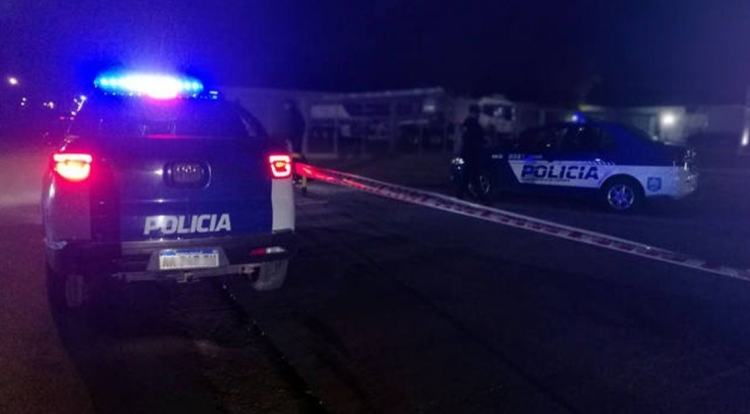 0_movil-policial-de-noche-toro.jpg