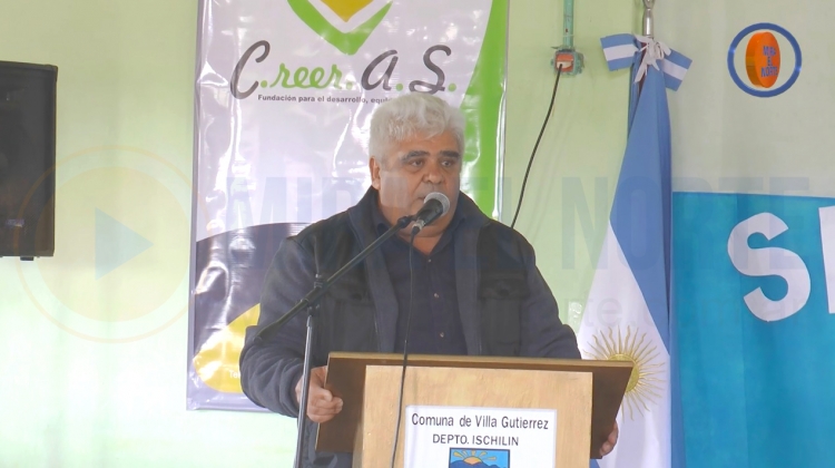 0_osvaldo-abramenia-atril.jpg