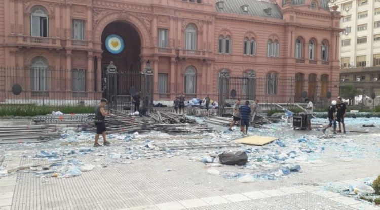 0_plaza-de-mayo-1119.jpg