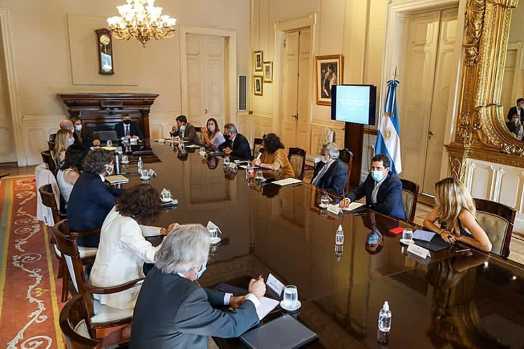 0_politica-2-charly.jpg