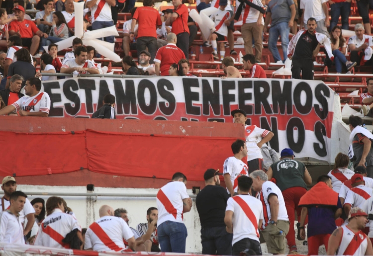 0_river-enfermo.jpg