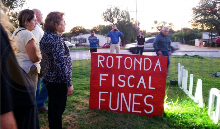 0_rotonda-fiscal-funes.jpg