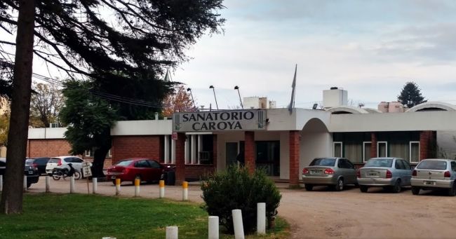 0_sanatorio-caroya-frente-de-dia.jpg