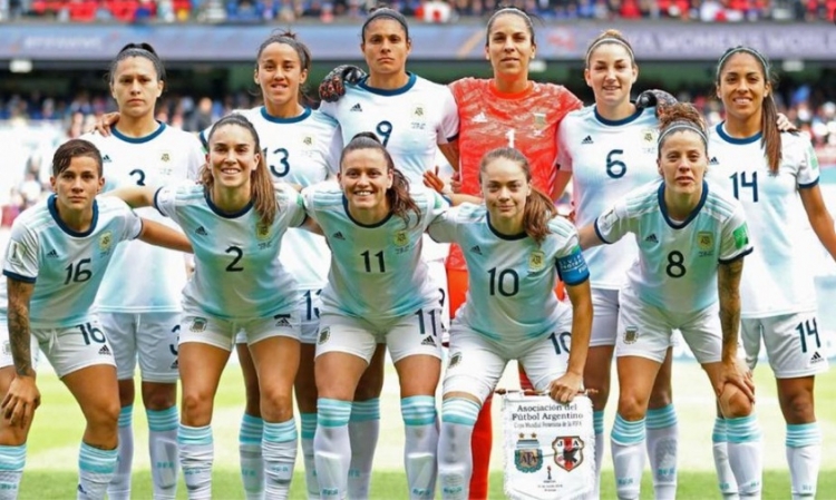 0_seleccion-argentina-fem.jpg