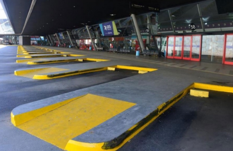 0_terminal-cordoba-desierta-2.jpg