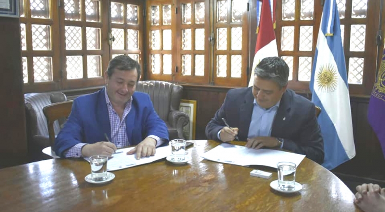 0_tito-decano-de-la-unc.jpg