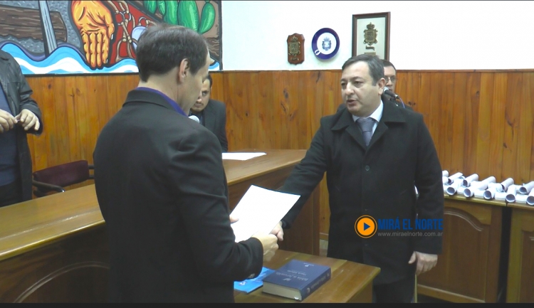 0_tito-juramento-carta-organica.jpg