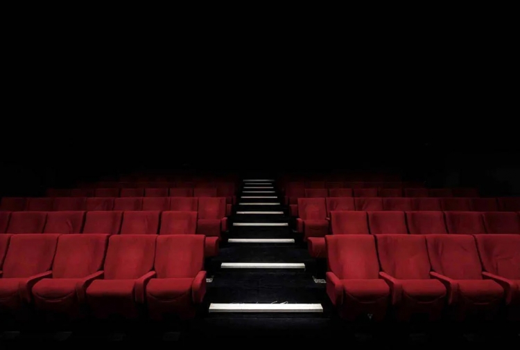 1024_cinee.jpg