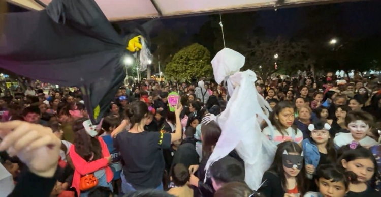 1118_halloween-en-la-barra.jpg