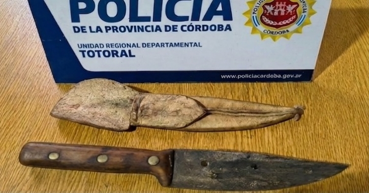 1248_cuchillo-toto.jpg