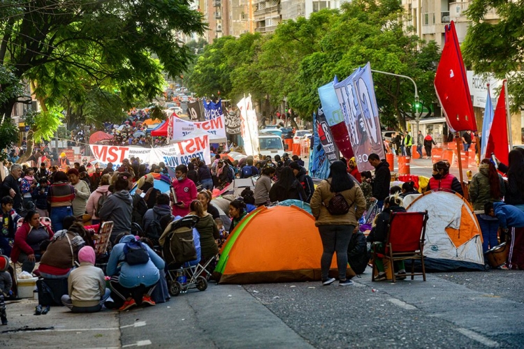 127_la-marcha-federal-tendr-acto-masivo-en-c-rdoba-ch.jpg