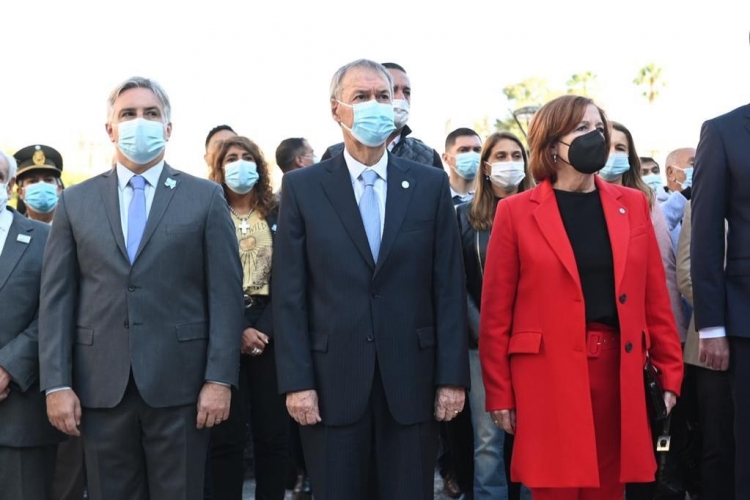 155_las-malvinas-fueron-son-y-ser-n-argentinas-ch.jpg