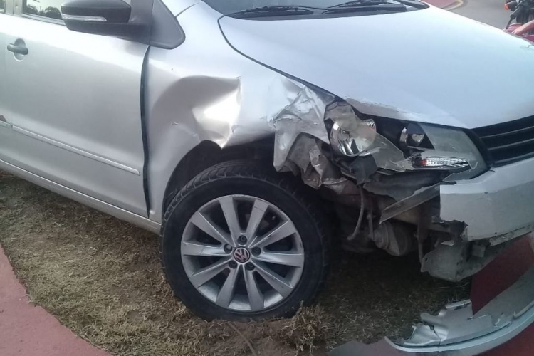 162_quisieron-robar-un-audi-se-fugaron-chocaron-dos-autos-y-terminaron-presos-ch.jpg