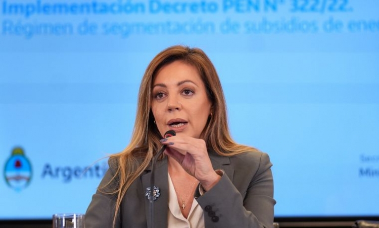 222_flavia-roy-n-repudi-la-filtraci-n-de-listas-de-famosos-que-recibieron-subsidios-ch.jpg