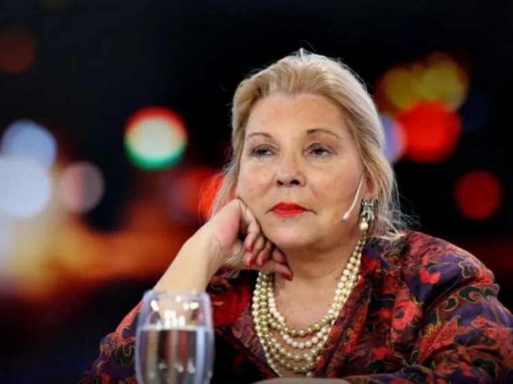 22_elisa-carrio-penso-en-irse-del-pais-ch.jpg