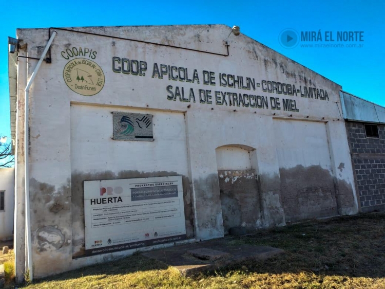 22_sala-de-extraccion-de-miel-ch.jpg