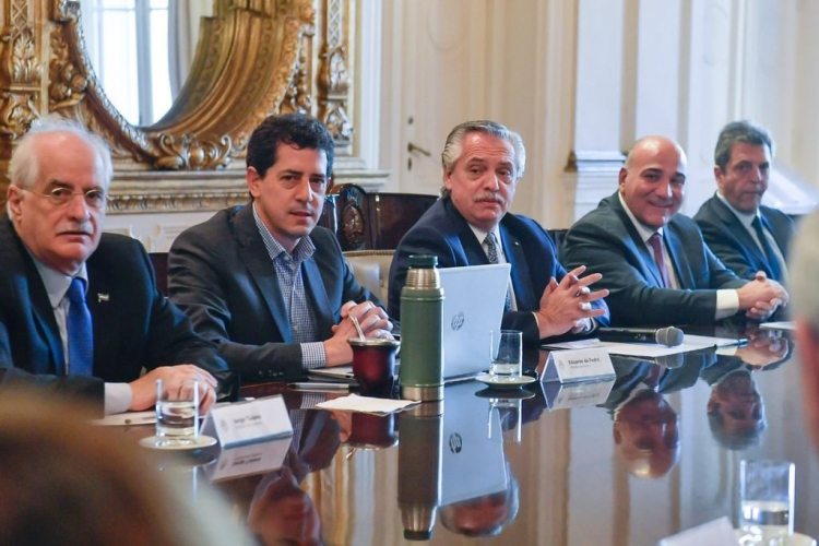291_alberto-fern-ndez-se-re-ne-con-sus-ministros-en-medio-de-la-consternaci-n-por-el-ataque-a-cristina-kirchner.jpg