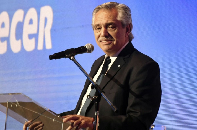 291_desafiante-discurso-de-fern-ndez-ante-los-empresarios-de-idea.jpg