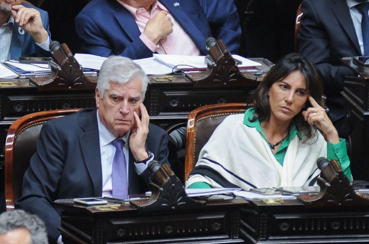 291_schiarettistas-y-kirchneristas-a-favor-de-eliminar-las-paso-en-2023.jpg