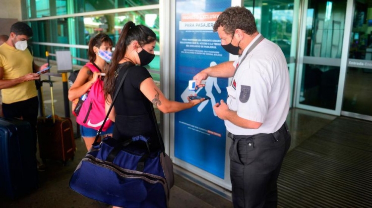32_naci-n-le-pide-a-c-rdoba-que-mejore-los-controles-de-cuarentena-en-viajeros-ch.jpg