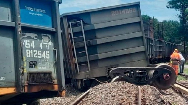 396_tren-descarrilado.jpg